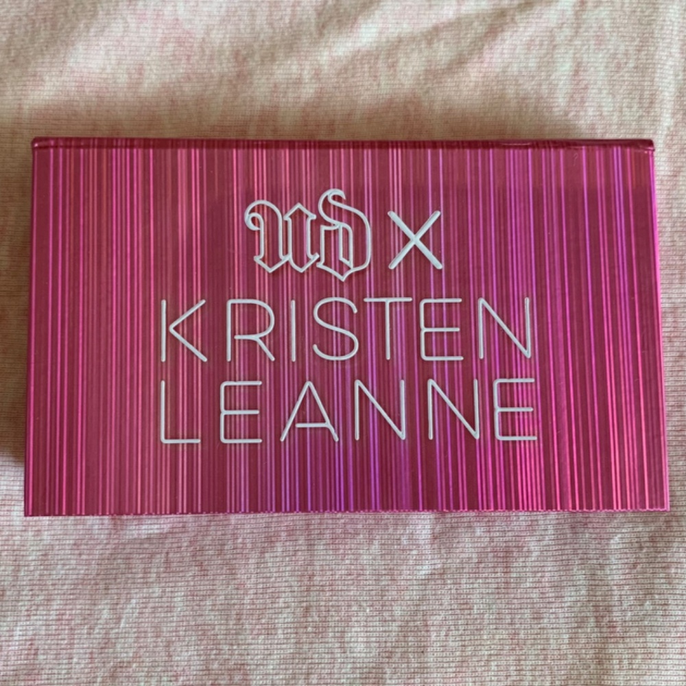 Urban Decay X Kristen Leanne Beauty Beam Highlighter Palette